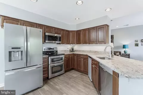 11302 Harbor Ct #1302, Reston, VA 20191 photo 18