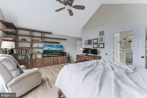 11302 Harbor Ct #1302, Reston, VA 20191 photo 48