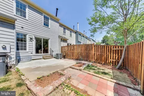 8017 Revenna Ln, Springfield, VA 22153 photo 32