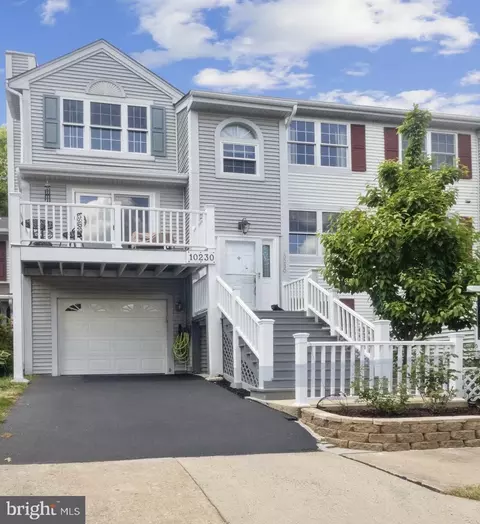 10230 Faire Commons Ct, Burke, VA 22015