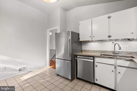 6821 Old Chesterbrook Rd, Mclean, VA 22101 photo 11