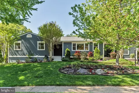 501 Ridge Rd SW, Vienna, VA 22180
