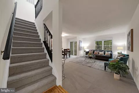 Entry Way - 9120 Galbreth Ct, Springfield, VA 22153 photo 1 of 2
