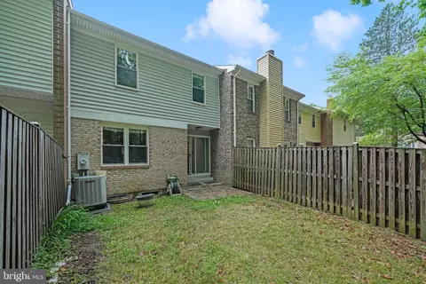 Exterior - 9120 Galbreth Ct, Springfield, VA 22153 photo 5 of 5