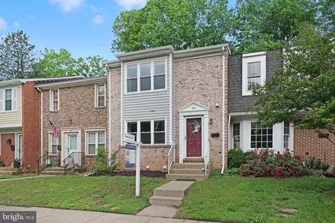 Exterior - 9120 Galbreth Ct, Springfield, VA 22153 photo 1 of 5