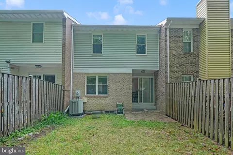 Exterior - 9120 Galbreth Ct, Springfield, VA 22153 photo 4 of 5