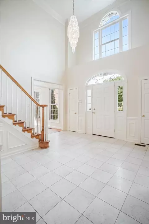 6626 Byrns Pl, Mclean, VA 22101 photo 5