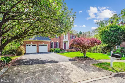 6626 Byrns Pl, Mclean, VA 22101 photo 2