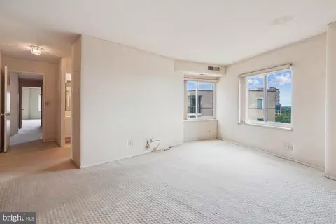 Bedroom - 8380 Greensboro Dr #1012, Mclean, VA 22102 photo 1 of 2