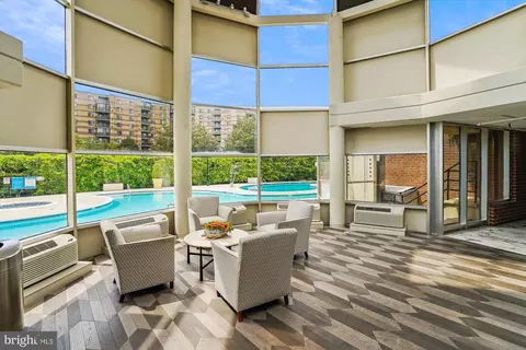 Exterior - 8380 Greensboro Dr #1012, Mclean, VA 22102 photo 6 of 18