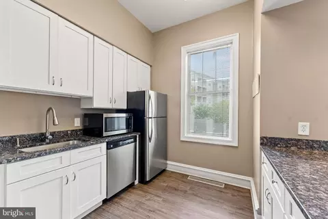 1641 International Dr #TH-20, Mclean, VA 22102 photo 43