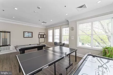1641 International Dr #TH-20, Mclean, VA 22102 photo 45