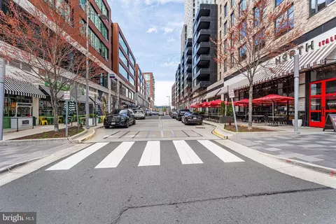 1641 International Dr #TH-20, Mclean, VA 22102 photo 55