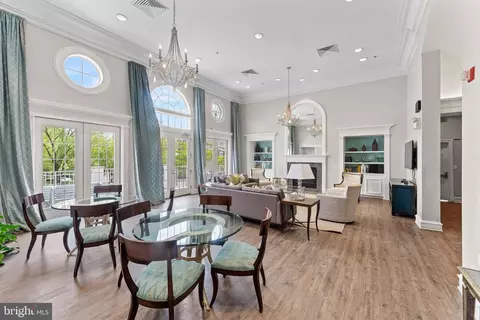 1641 International Dr #TH-20, Mclean, VA 22102 photo 42