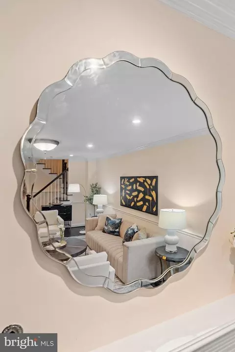 1641 International Dr #TH-20, Mclean, VA 22102 photo 8