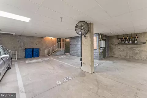 1641 International Dr #TH-20, Mclean, VA 22102 photo 36