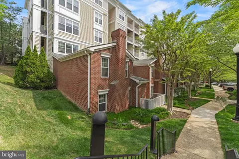 1641 International Dr #TH-20, Mclean, VA 22102 photo 51