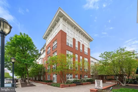 2665 Prosperity Ave #314, Fairfax, VA 22031
