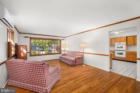 Living - 8220 Smithfield Ave, Springfield, VA 22152 photo 1 of 4