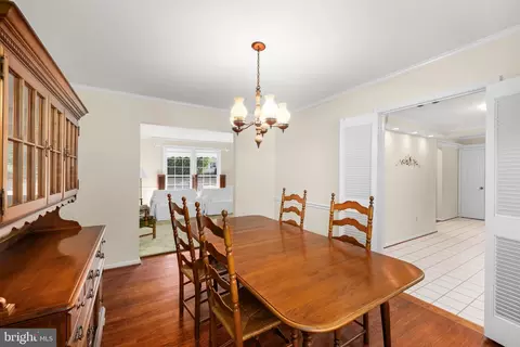Dining - 8220 Smithfield Ave, Springfield, VA 22152 photo 2 of 3