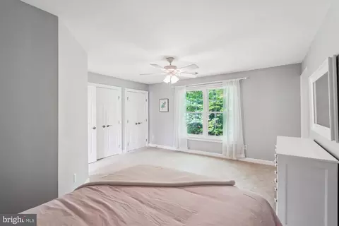 9012 Avis Ct, Vienna, VA 22182 photo 31