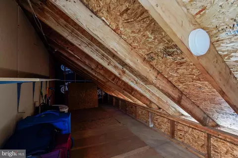 9012 Avis Ct, Vienna, VA 22182 photo 29