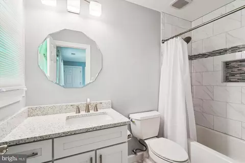 9012 Avis Ct, Vienna, VA 22182 photo 33