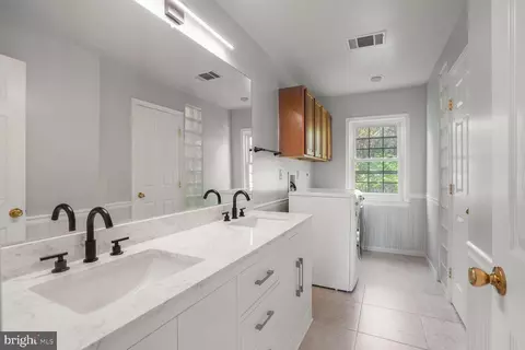 2639 Iron Forge Rd, Herndon, VA 20171 photo 35