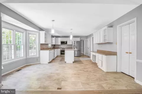 2639 Iron Forge Rd, Herndon, VA 20171 photo 12