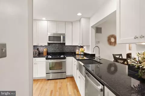 7908 Pebble Brook Ct, Springfield, VA 22153 photo 9