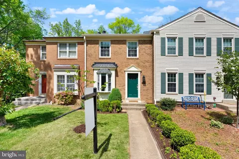7908 Pebble Brook Ct, Springfield, VA 22153 photo 4