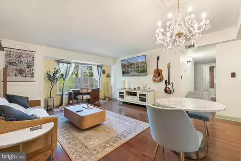 7651 Tremayne Pl #207, Mclean, VA 22102 photo 2
