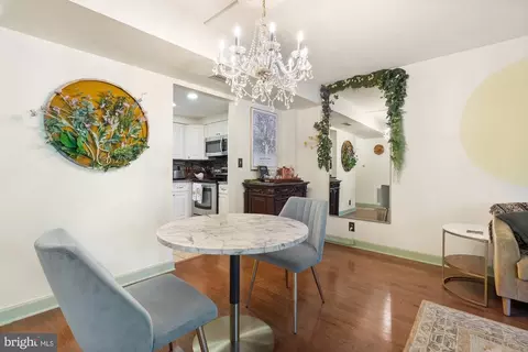 7651 Tremayne Pl #207, Mclean, VA 22102 photo 10