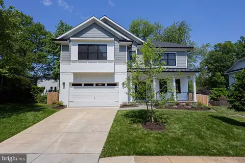403 Yeonas Dr SW, Vienna, VA 22180