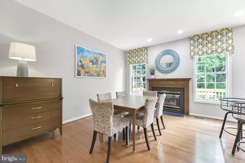 Dining - 13210 Ashnut Ln, Herndon, VA 20171 photo 2 of 2