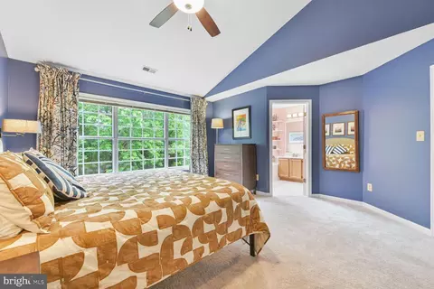 Bedroom - 13210 Ashnut Ln, Herndon, VA 20171 photo 5 of 6
