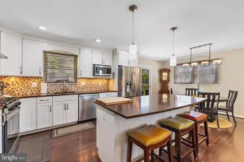 7604 Hogarth St, Springfield, VA 22151 photo 10