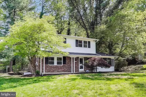8513 Parliament Dr, Springfield, VA 22151 photo 3