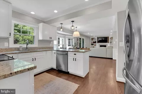 12649 Thunder Chase Dr, Reston, VA 20191 photo 3