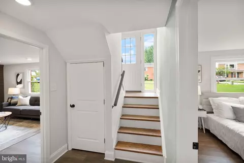 4010 Mapleton Dr, Chantilly, VA 20151 photo 19