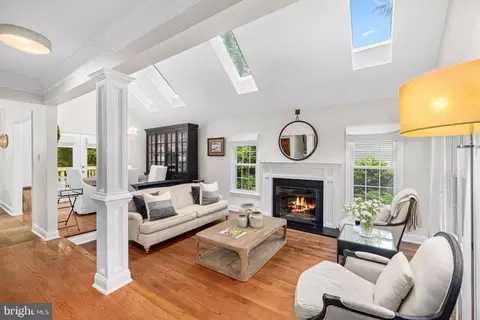 Other - 9206 Northedge Dr, Springfield, VA 22153 photo 1 of 17