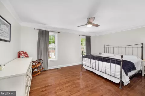 Bedroom - 9206 Northedge Dr, Springfield, VA 22153 photo 1 of 6