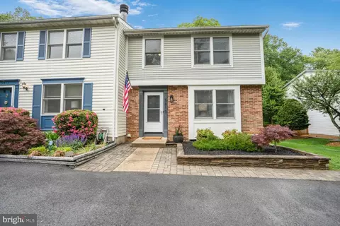 5810 Canvasback Rd, Burke, VA 22015