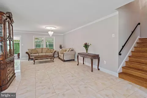 8610 Westmeath Ct, Springfield, VA 22152 photo 10