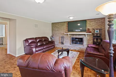 8610 Westmeath Ct, Springfield, VA 22152 photo 33