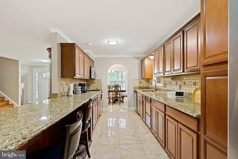 8610 Westmeath Ct, Springfield, VA 22152 photo 16