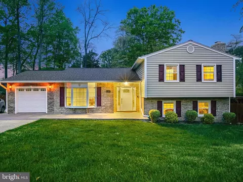8610 Westmeath Ct, Springfield, VA 22152
