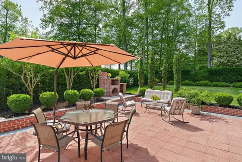8610 Westmeath Ct, Springfield, VA 22152 photo 7