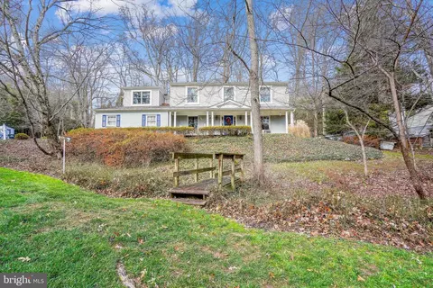 1956 Rhode Island Ave, Mclean, VA 22101