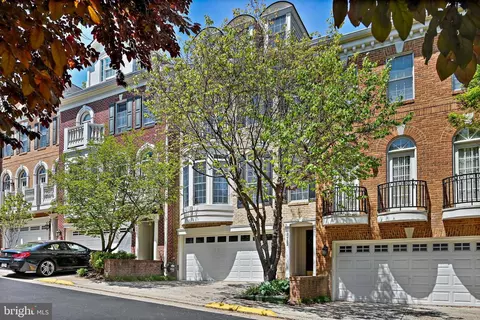 7752 Legere Ct, Mclean, VA 22102 photo 1